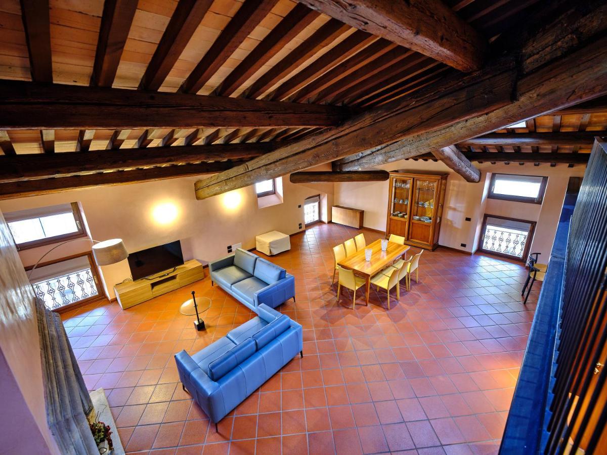 Apartmentsarena - Residenza Degli Scaligeri - Piazza Erbe Верона Экстерьер фото